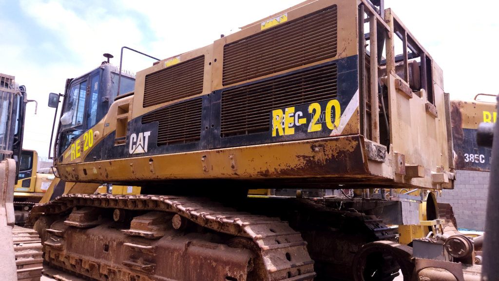 Excavadora CATERPILLAR 385CL