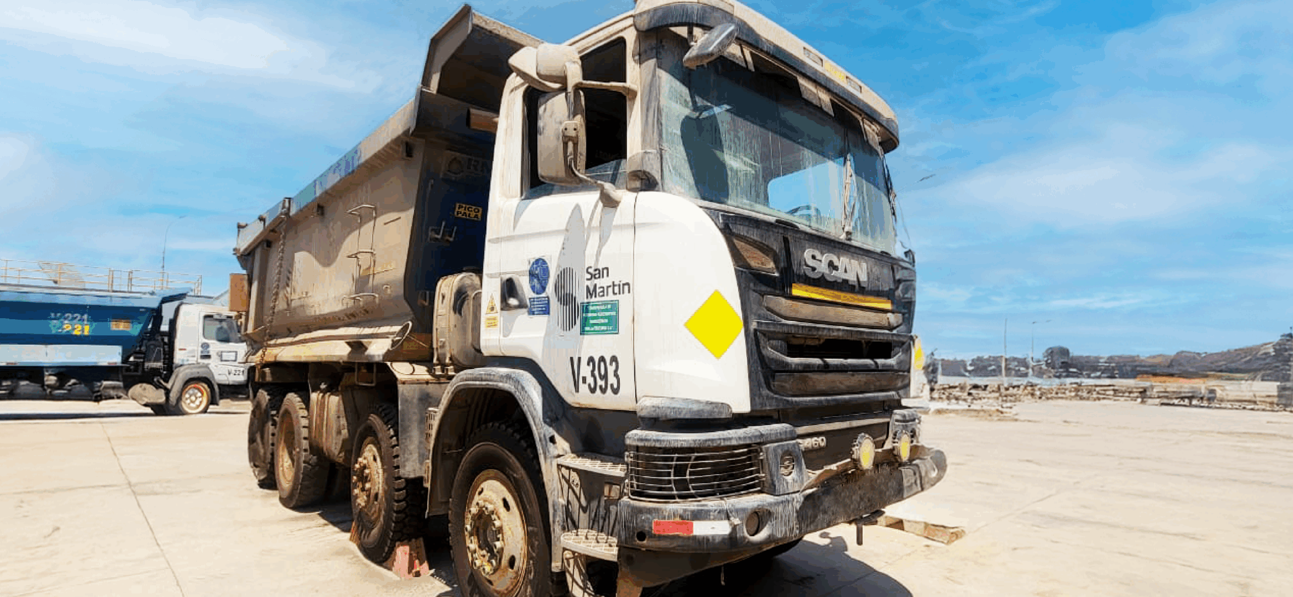 Camión Volquete Scania G460 B8X4