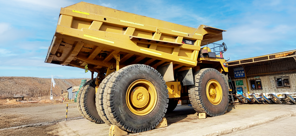 Camión fuera de carretera Caterpillar 785D