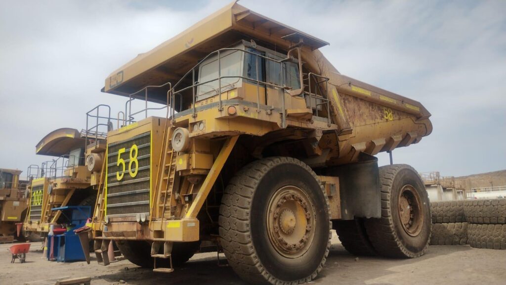 Camión fuera de carretera Komatsu HD1500-7