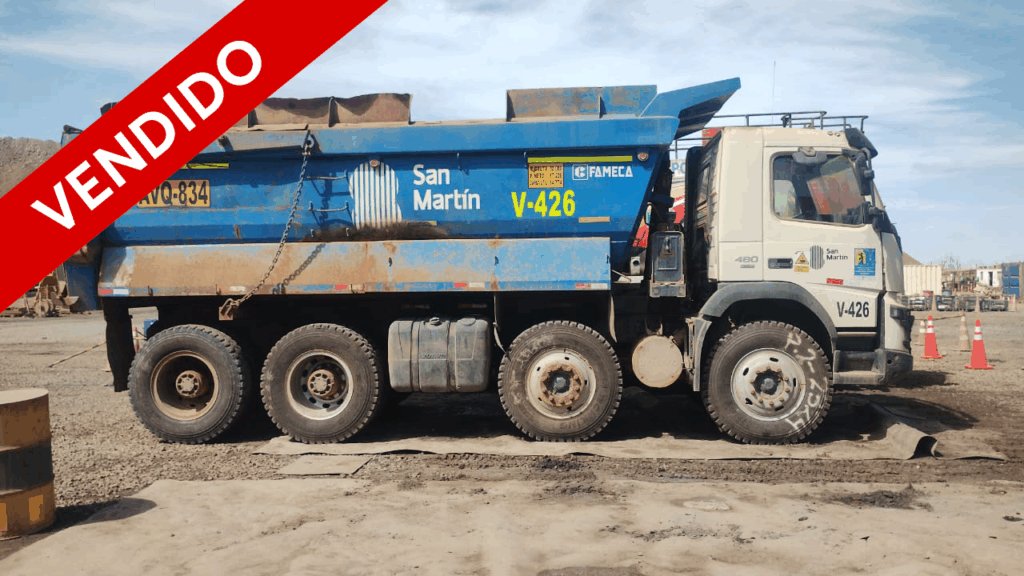 Camión Volquete Volvo FMX 8X4R