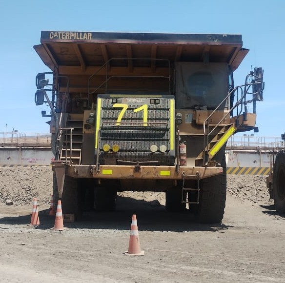 Camión fuera de carretera Caterpillar 777F